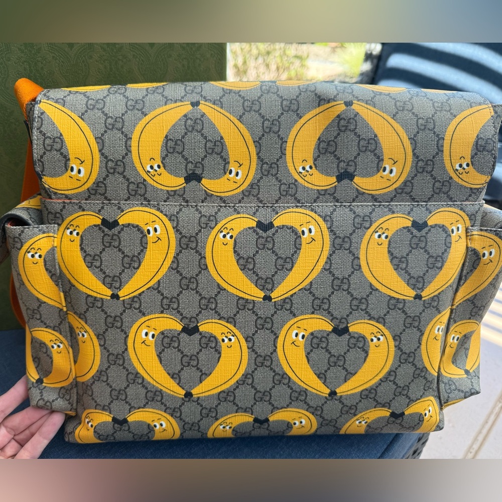Gucci Banana Diaper Bag- VERY RARE ❤️ - Picture 2 of 15